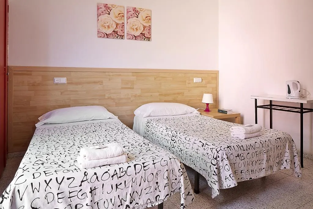 ** Pensjonat Hostal River Barcelona Hiszpania