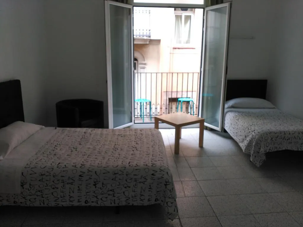 ** Pensjonat Hostal River Barcelona Hiszpania